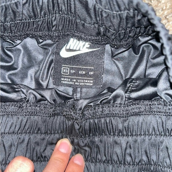 Nike shorts - Picture 2 of 2